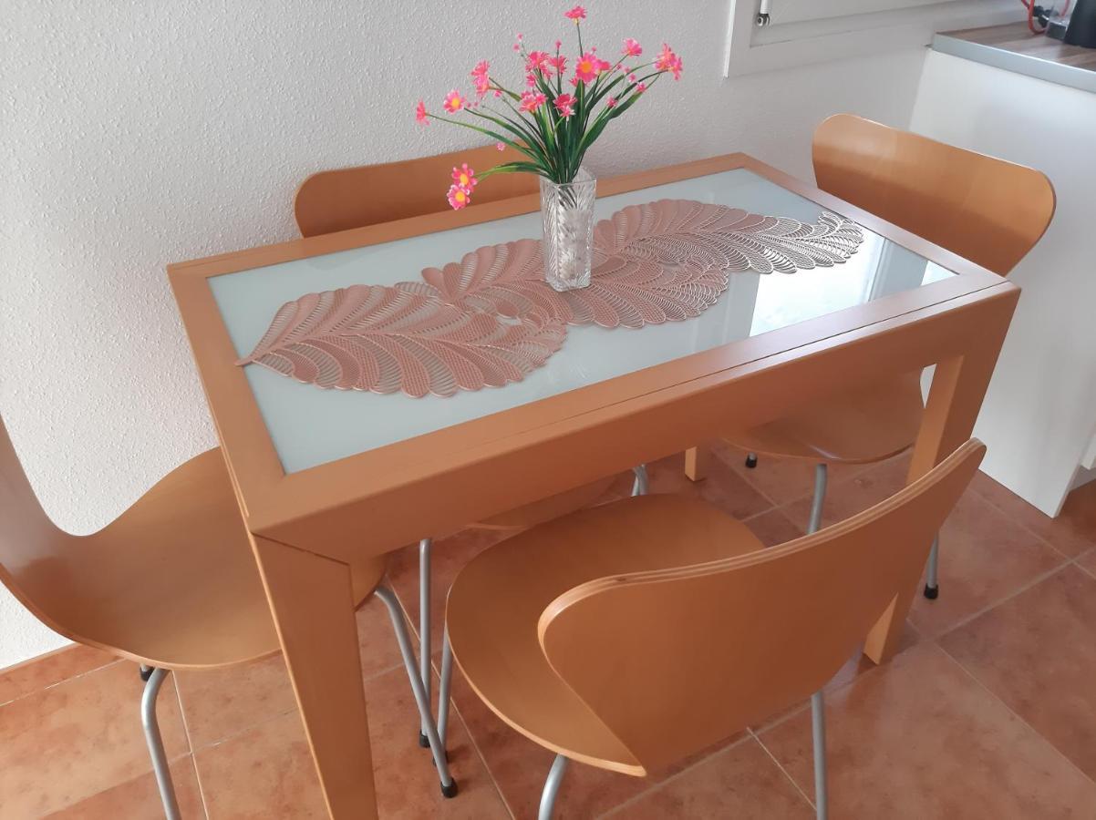 Avilena Tropical En Aguadulce Almería