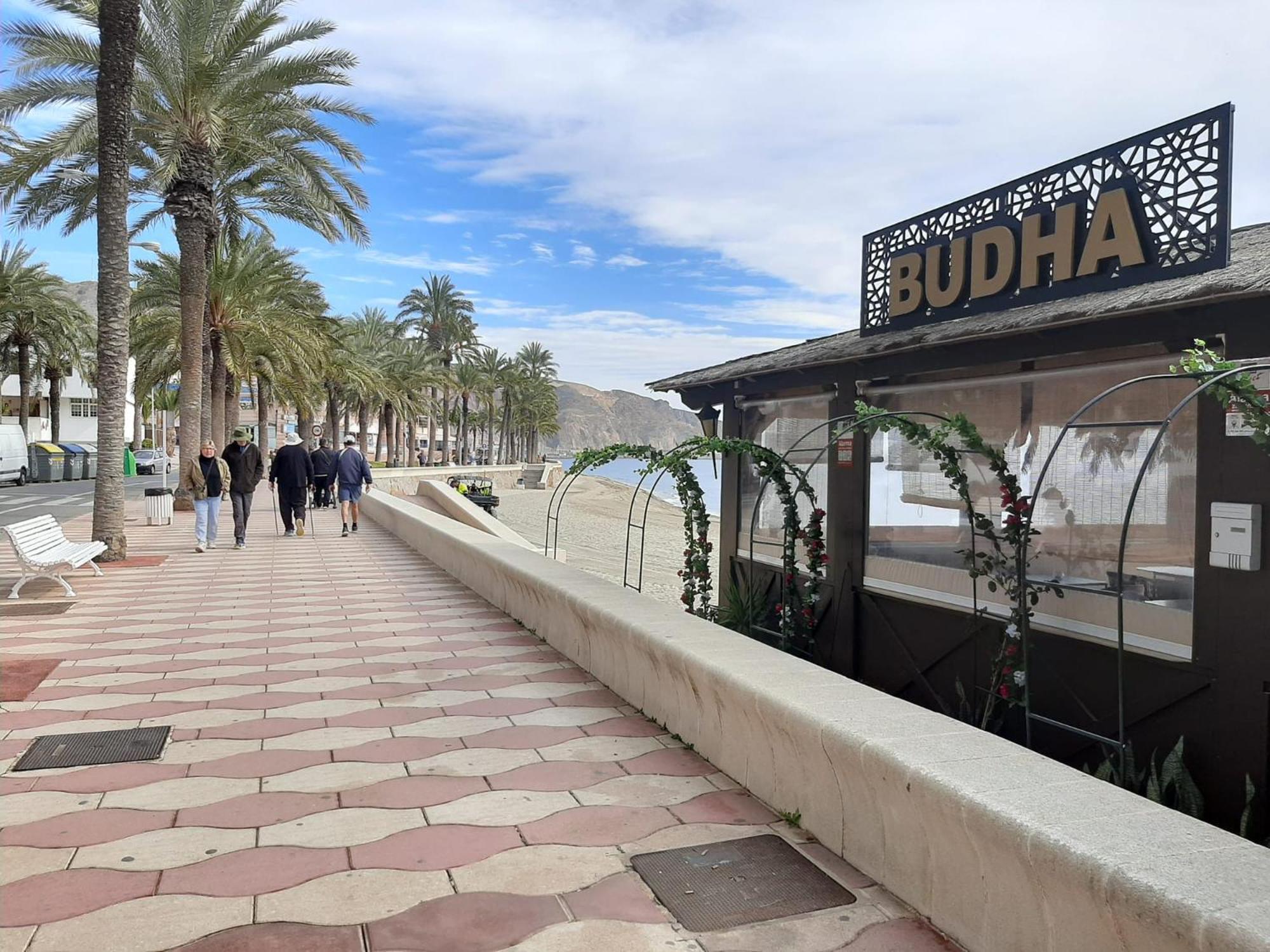 Avilena Tropical En Aguadulce * Almería