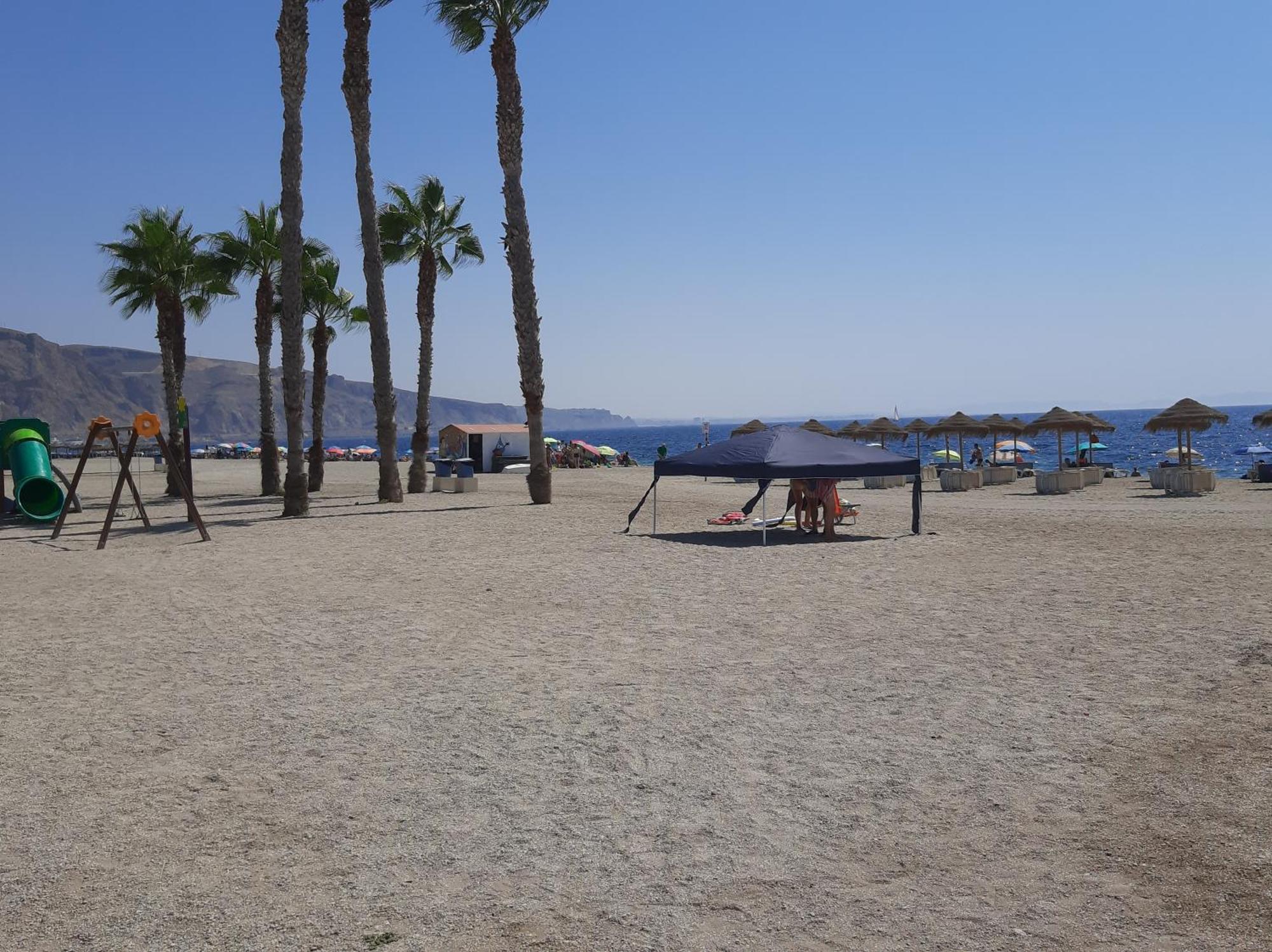 Avilena Tropical En Aguadulce Almería